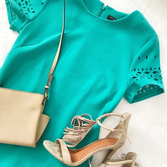 Banana Republic Dresses & Skirts - Banana Republic Dress with Cutout Detail Size 2